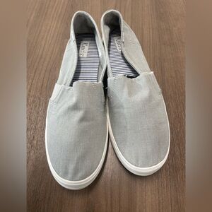 Women’s Classic Keds Low-Top Slip On Sneakers in Gray size 9